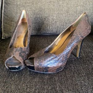 Women’s Nine West - Snake Heels - Size 8